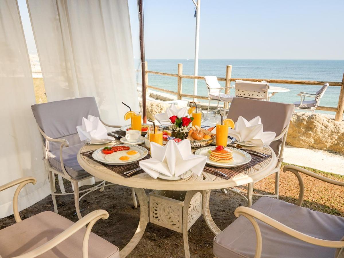 Al Kout Beach Hotel Kuwait City Ngoại thất bức ảnh