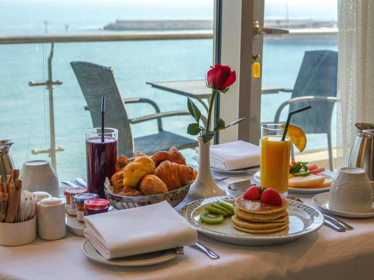 Al Kout Beach Hotel Kuwait City Ngoại thất bức ảnh